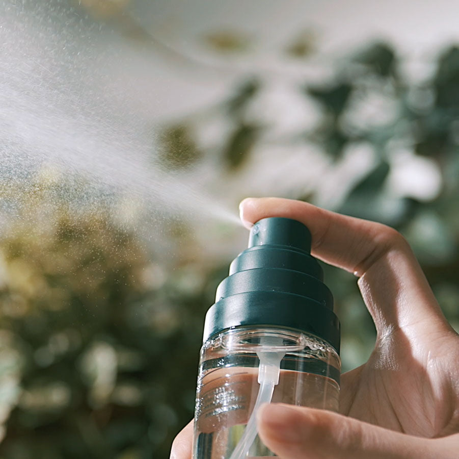 What are facial mists?